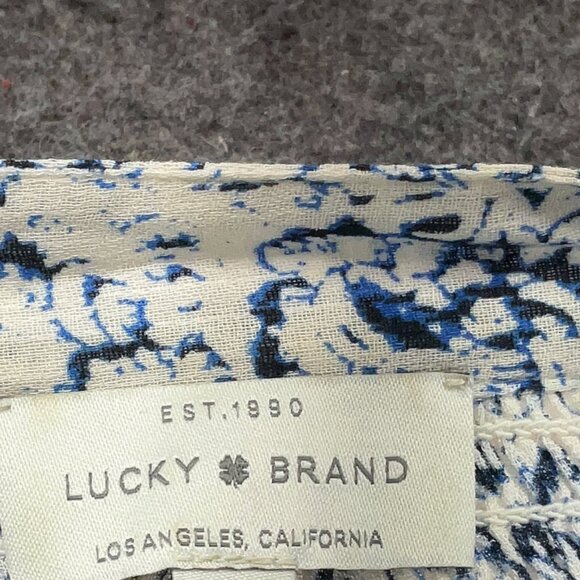 Lucky Brand Size XL Long sleeve Blue and white patterned blouse - Picture 4 of 8
